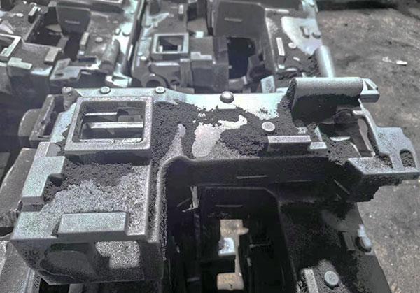 Sewing machine casing castings