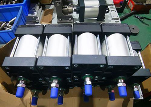 Pneumatic components of casting molding machines - (AirTAC)