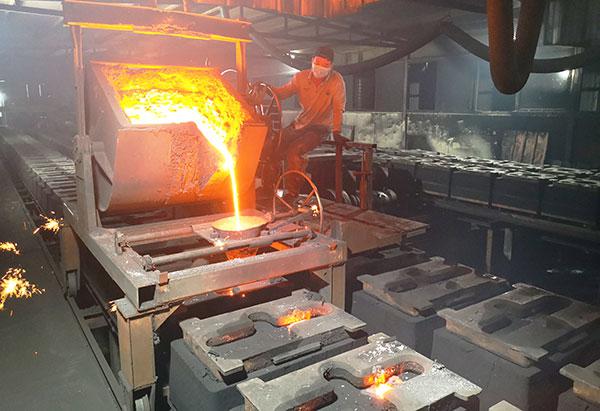Automated casting and forming of clutch castings