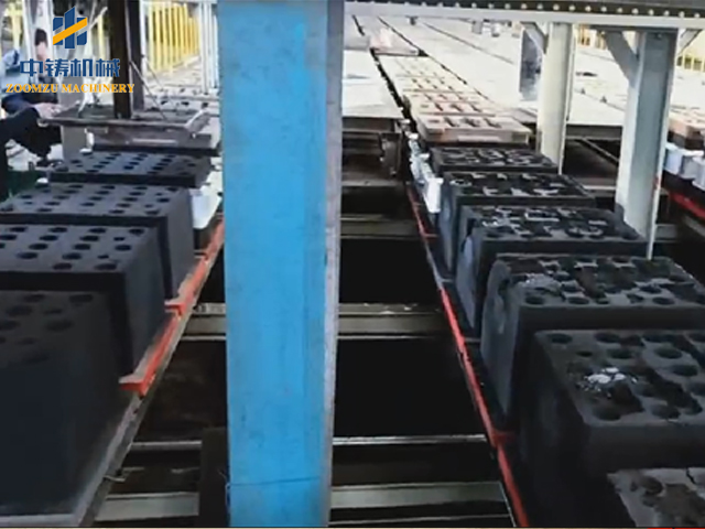 Automatic green sand horizontal flaskless casting molding machine