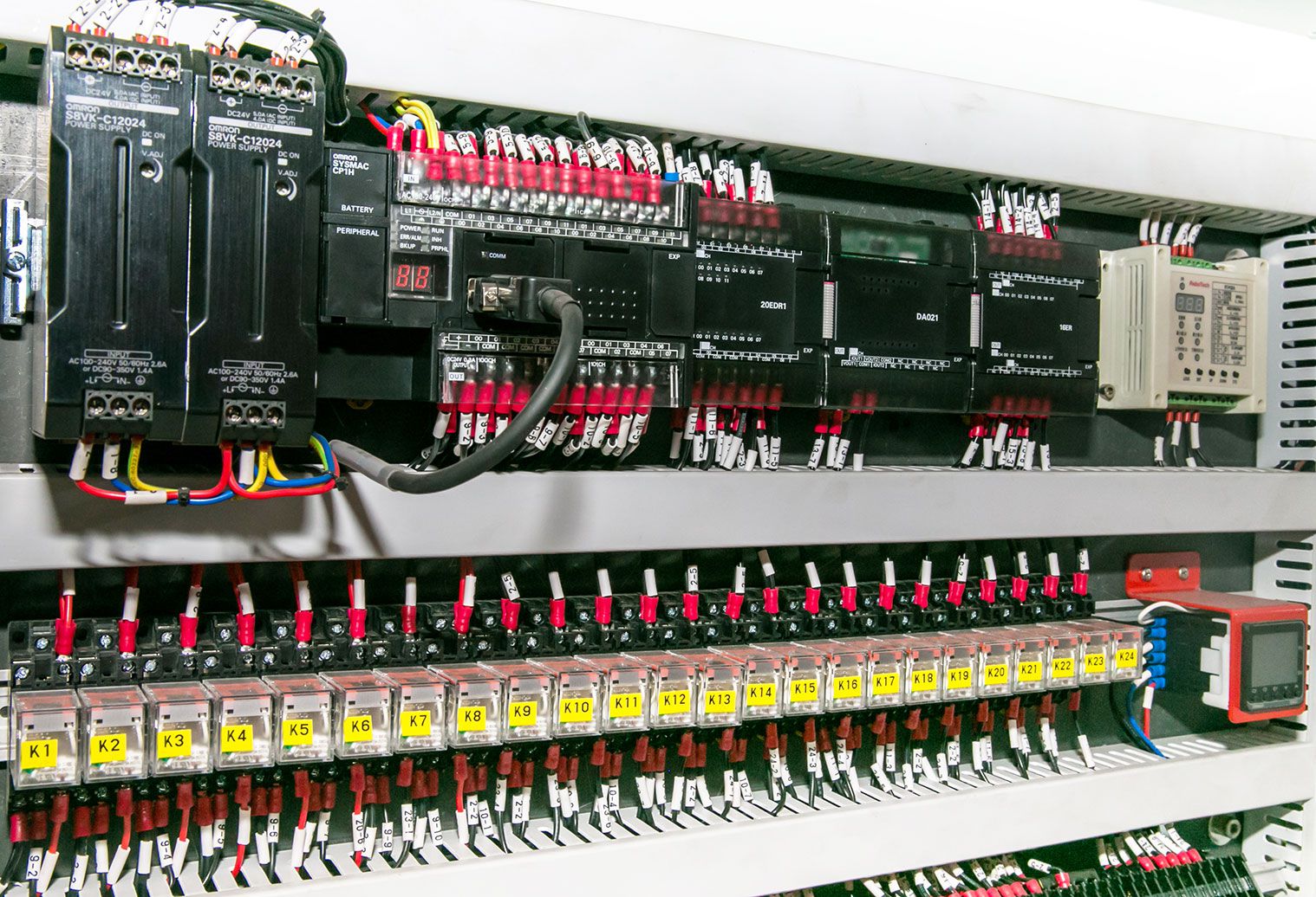 Electronic Control of Casting Modeling Machine